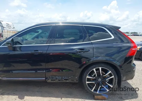 2021 Volvo Xc60 Recharge Plug-In Hybrid T8 Inscription z USA, uszkodzony, nr VIN YV4BR0DL8M1877416